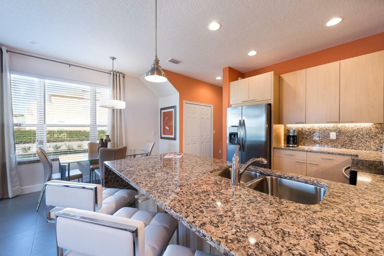 Beautiful 3 Bedroom Suites, 20 Min From Disney Townhouse Orlando Eksteriør billede